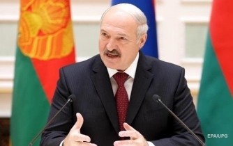Лукашенко пригласил Зеленского приезжать в Беларусь в любое время фото