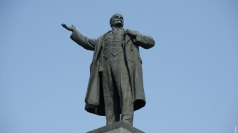 В Днепропетровской области Ленин поможет погасить долги по зарплате фото