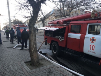 Мелитопольские спасатели рассказали, где вода из автоцистерны фото