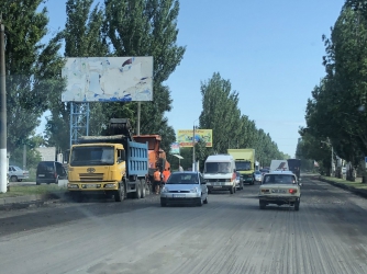 В Мелитополе приступили к капитальному ремонту важной дороги  фото