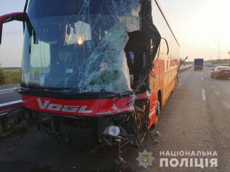 В Полтавской области столкнулись два автобуса: есть погибшие фото