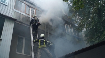 У Запоріжжі горів девятиповерховий будинок фото