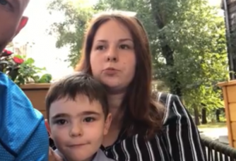 В Запорожье отчим и мать не кормят 5-летнего ребенка и избивают 19-летнюю дочь фото