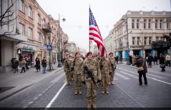  США направит в Литву военных из-за аннексированного Крыма фото