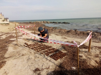 Азовское море могло убить тысячи: в Геническе обнаружили страшную находку фото