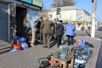 В Мелитополе стихийщики разочаровали инспекторов  фото