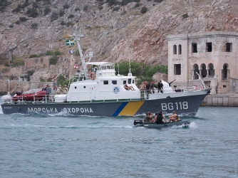 Пограничники воровали топливо фото