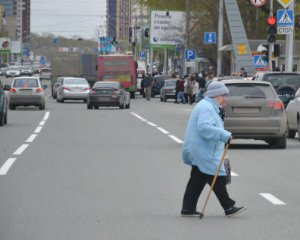 Для пешеходов в Украине увеличат штрафы фото