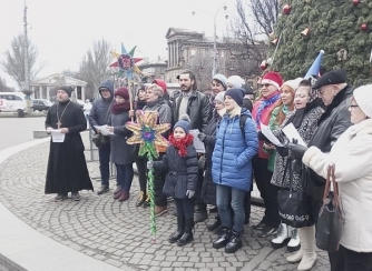 Запорожцы присоединились к всеукраинскому флешмобу и спели колядку  фото