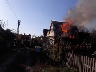 Мужчина серьезно обгорел на пожаре в Мелитополе фото