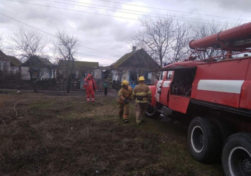 Пожар в селе: подросток и женщина с ожогами в больнице фото