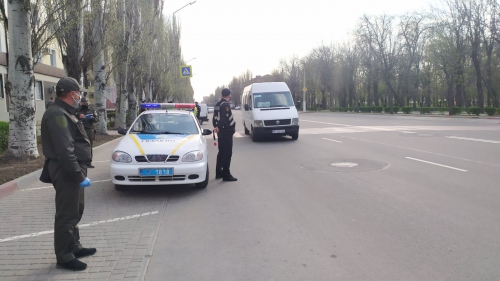 В Мелитополе проверяют, кто ездит в маршрутках фото