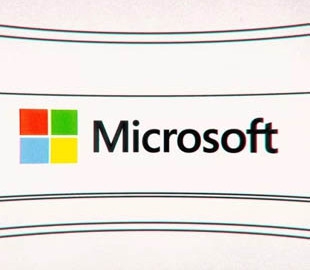 Разработчики Microsoft ежемесячно допускают 30 000 ошибок в ПО и сервисах фото