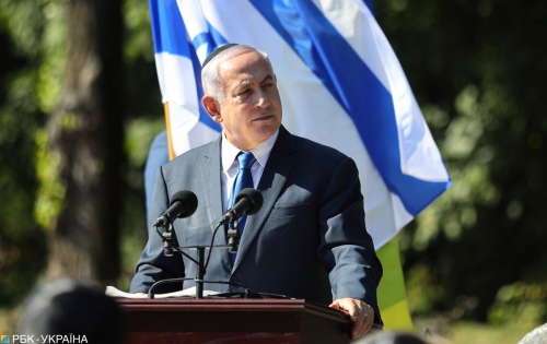 Премьер-министр Израиля Нетаньяху предстанет перед судом за коррупцию фото