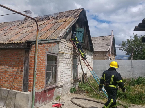 На пожаре спасли мужчину фото