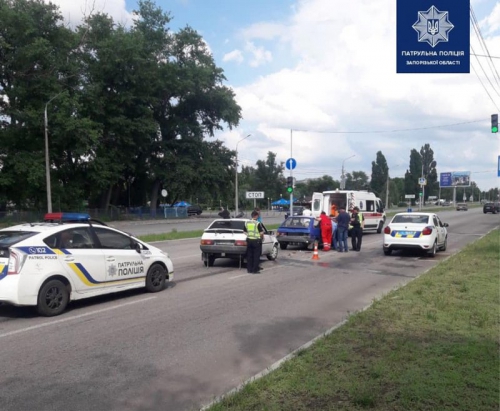 В Запорожье на Набережной произошло ДТП: количество алкоголя в крови водителя зашкаливает фото