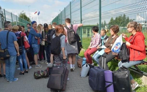 В Украине запретят брать деньги за посредничество в поиске вакансий за рубежом фото