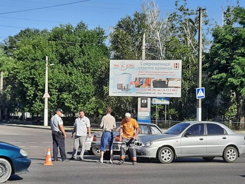 Утро в Мелитополе началось с ДТП фото