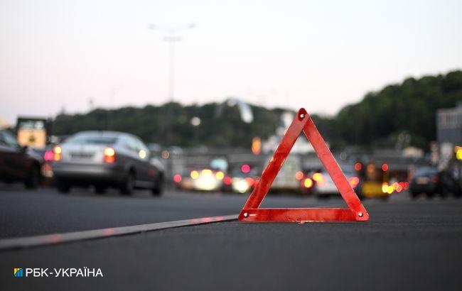 В Венгрии перевернулся автобус с иностранцами, есть погибший и пострадавшие фото