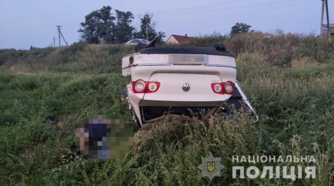 В Приморском Посаде легковушка слетела в кювет: один погибший, двое пострадали фото