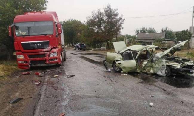 ДТП в Николаевской области: пострадали пять человек, среди них два ребенка фото