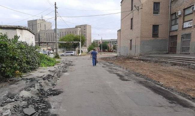 В Мелитополе ремонтируют подъезд к центральной площади фото