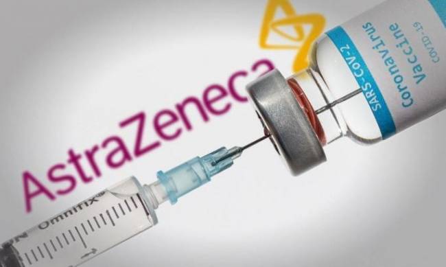 Фармкомпания AstraZeneca возобновила испытания вакцины от коронавируса фото