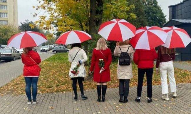 В городах Беларуси возобновились протесты, есть первые задержания фото