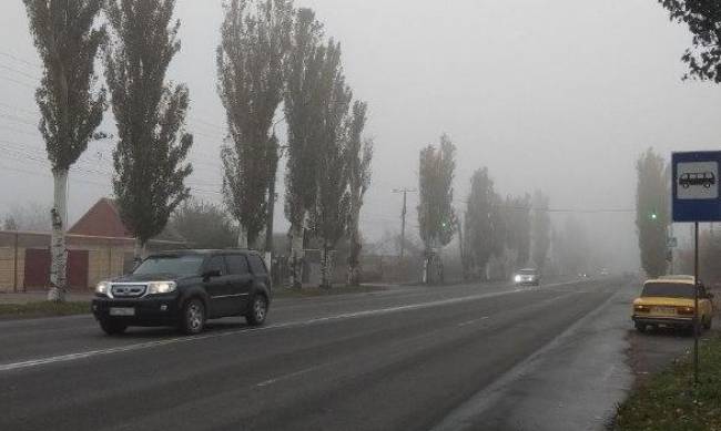 Предупреждение для водителей: в Мелитополе дороги окутает сильный туман фото