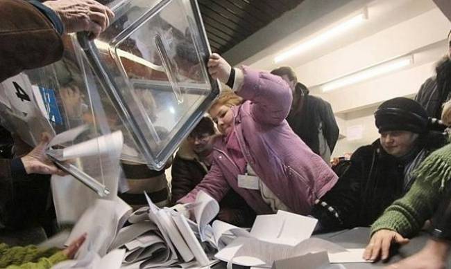 В Мелитопольском районе комиссии все еще сдают протоколы фото