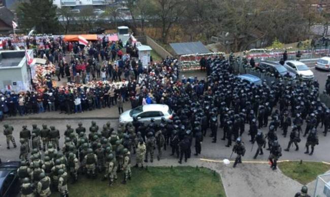 Более 700 человек задержали на акциях в Беларуси - правозащитники фото