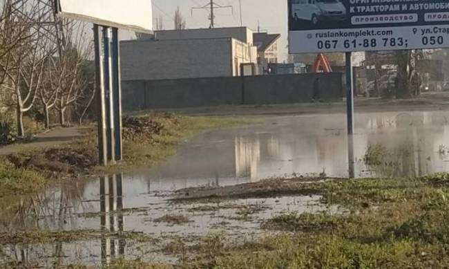 Возле Зурбагана образовалось озеро: где из-за этого воды не будет фото