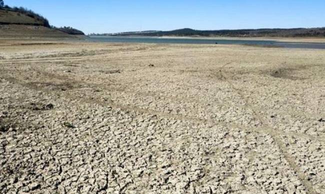 В Крыму собрались брать воду из водопадов фото