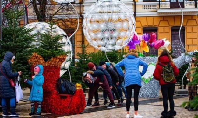 В ближайшие дни Украину ждет всплеск заражений ковидом - Степанов фото