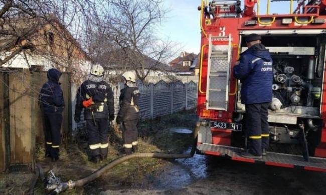 В Запорожье во время пожара погибли две женщины фото