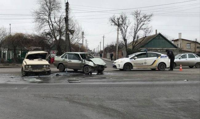 В аварии постарадали четыре человека фото