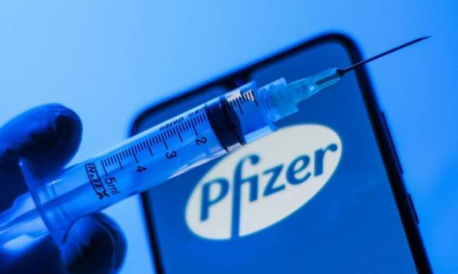 Украина договорилась о поставках 10 миллионов доз вакцины Pfizer фото