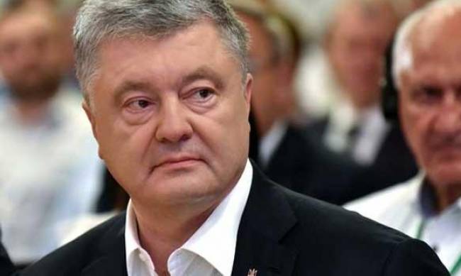 Вятрович рассказал, почему Порошенко не смог вернуть Крым фото