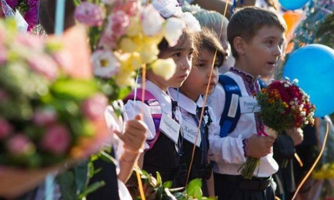 В Украине из-за пандемии изменились условия зачисления в первые классы  фото