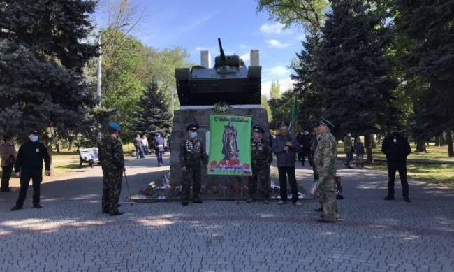 В Мелитополе началось празднование Дня Победы  фото