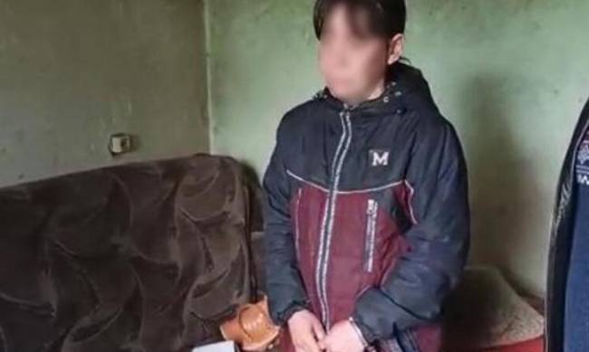 Со слезами на глазах: на Киевщине женщина убила любимого ножом в сердце фото