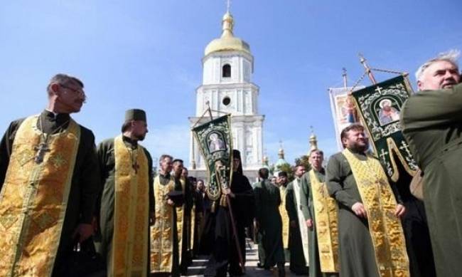 ПЦУ не будет проводить крестный ход в годовщину Крещения Руси  фото