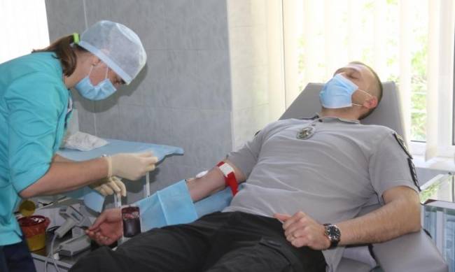 Жители Мелитополя спасают жизни онкобольных детей – присоединяйтесь и вы  фото