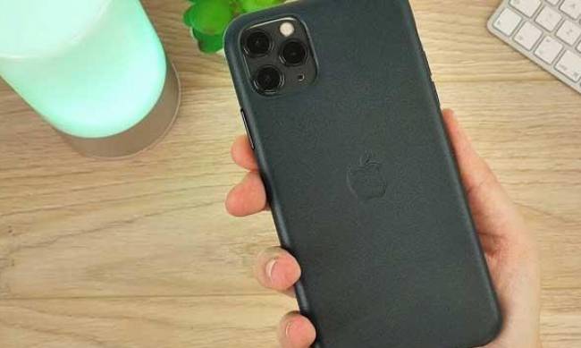 Дизайнерские чехлы на iPhone 11 фото