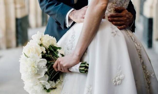 В Мелитополе за неделю сыграли 35 свадеб фото