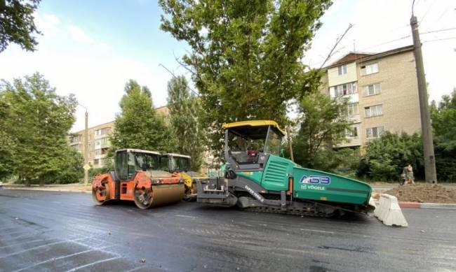 Ремонт улицы Гризодубовой вышел на финишную прямую  фото