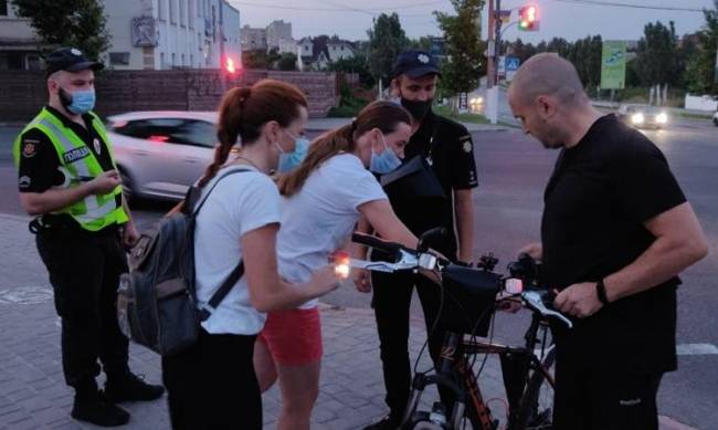 В Мелитополе обезопасили велосипедистов фото