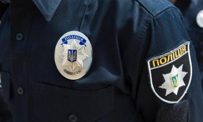 Хулиганство и домашнее насилие: за что полиция наказывает жителей и гостей Кирилловки фото