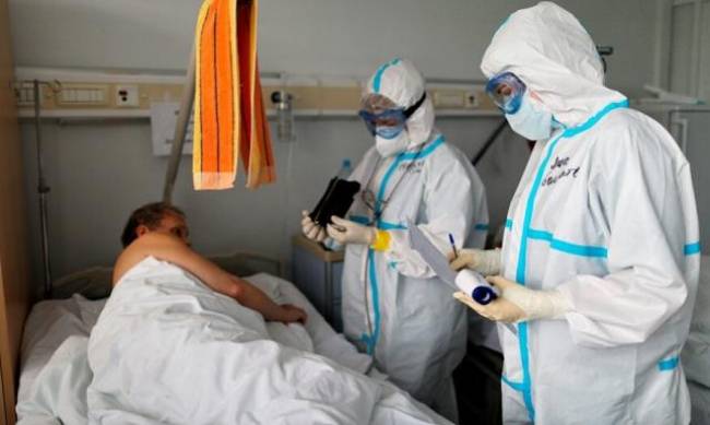 59 новых случаев коронавируса за сутки в Мелитополе: ковидный госпиталь заполняется фото