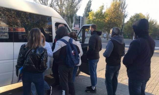 В городе  вернут маршрутки, но только для вакцинированных фото